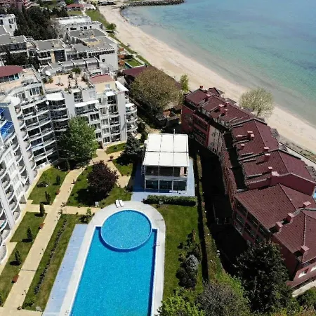 Апартаменты Oazis Sea View *